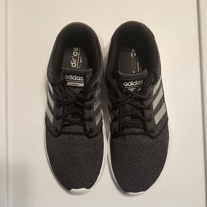 Adidas Womans Size 6.5 Athletic Shoe